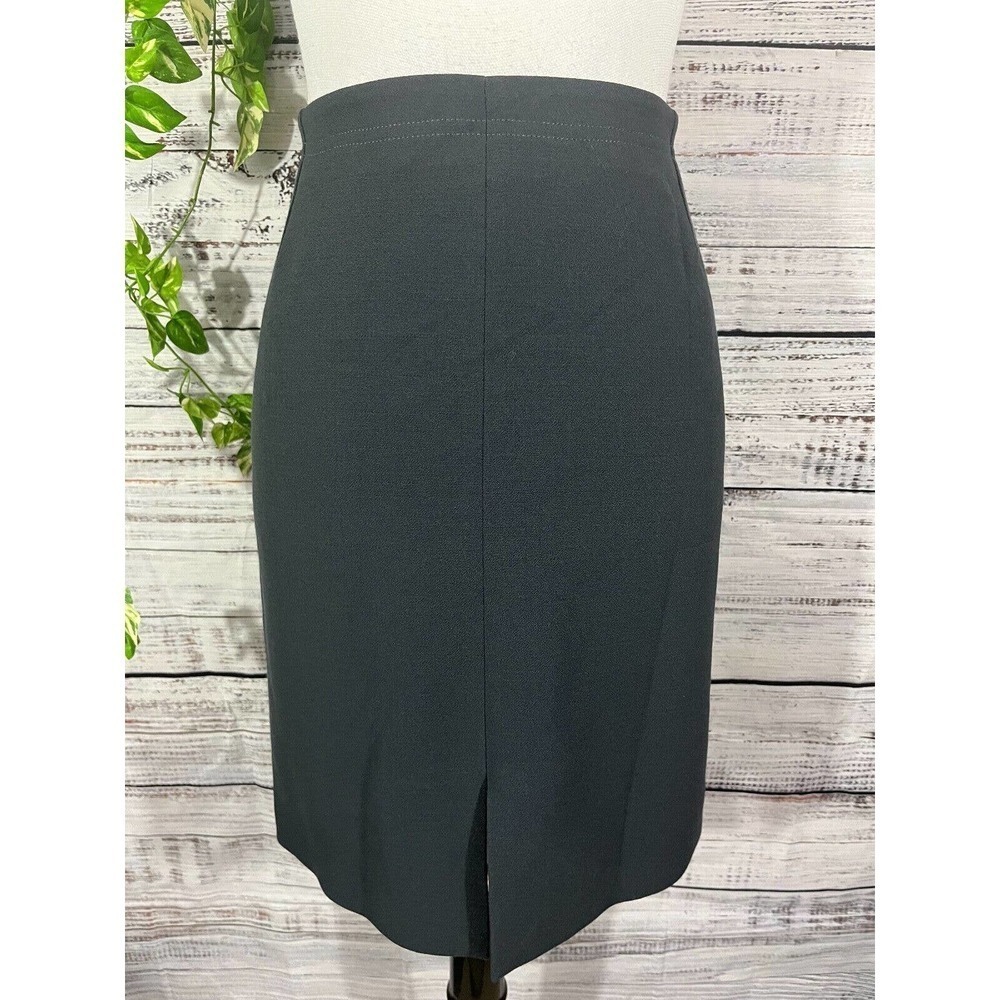 Banana Republic Skirt size 10 Charcoal Gray Stretch Straight Pencil Knee Career